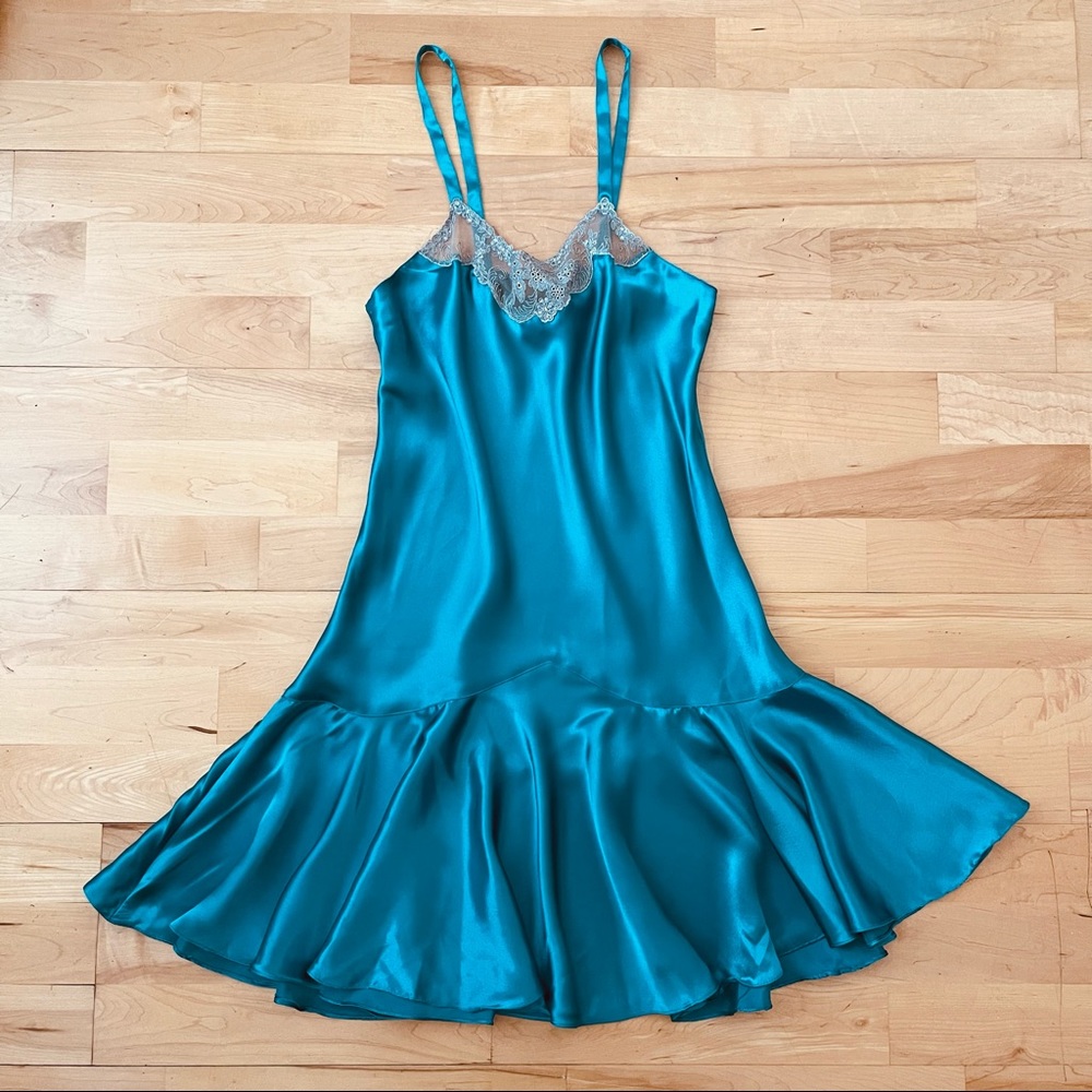 Victoria’s Secret Vintage 80’s Gold Label Flounce Slip Dress